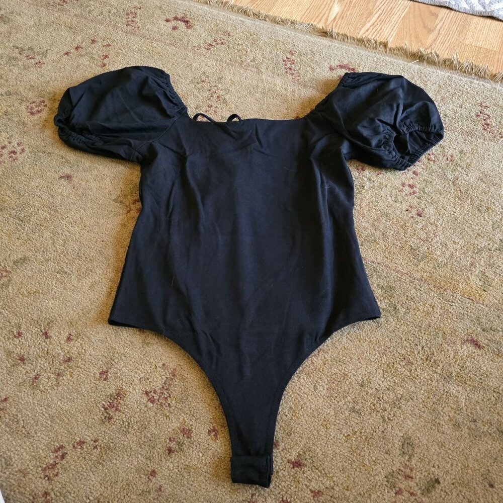 Bodysuit With Puff Short Sleeves Black Tie Back Women's Size Large - Picture 8 of 8